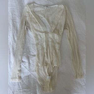 CREAM LACE BODY SUIT